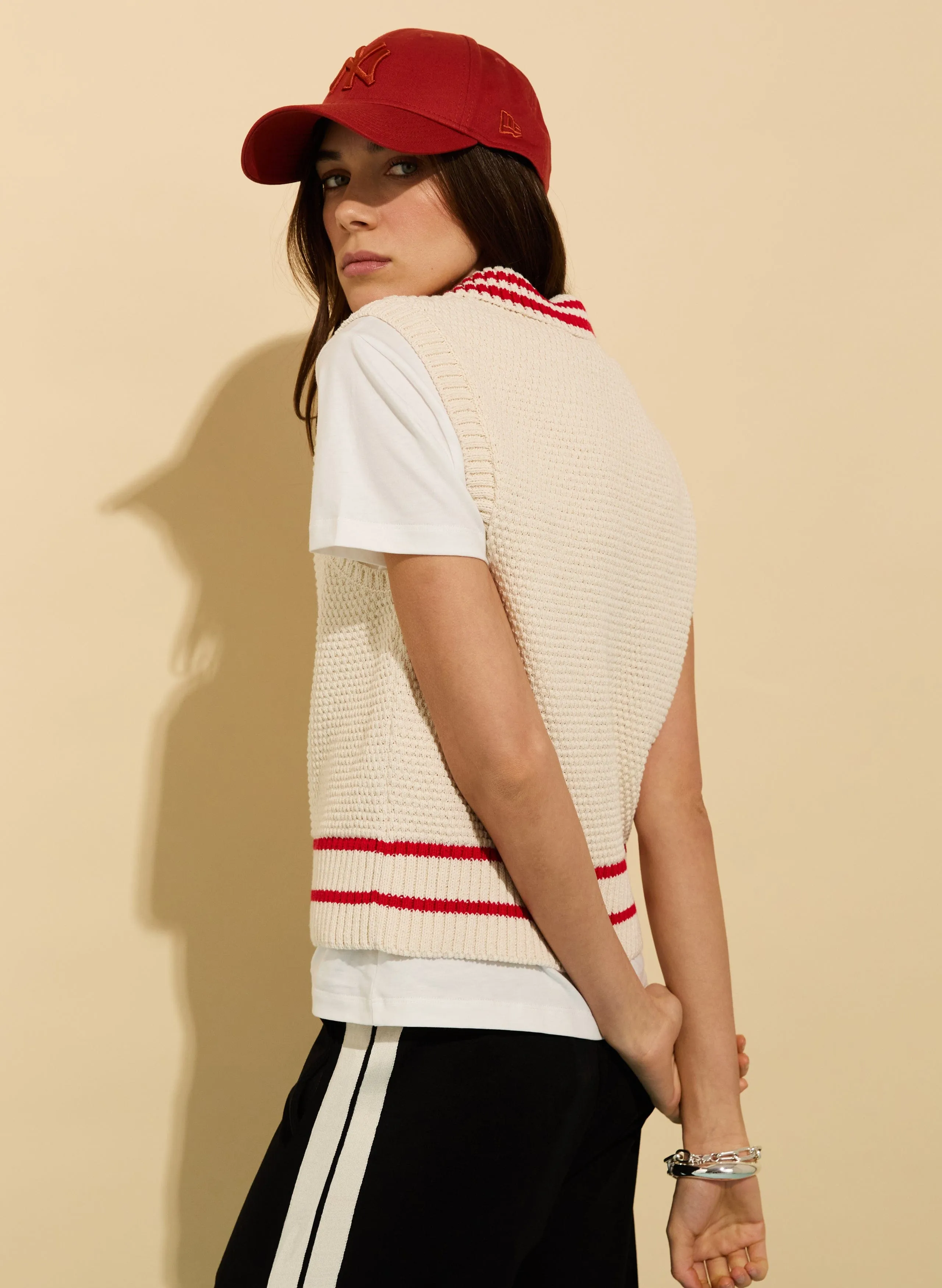 Agnes ECOTEC? Cotton Knitted Vest | Cream & Crimson