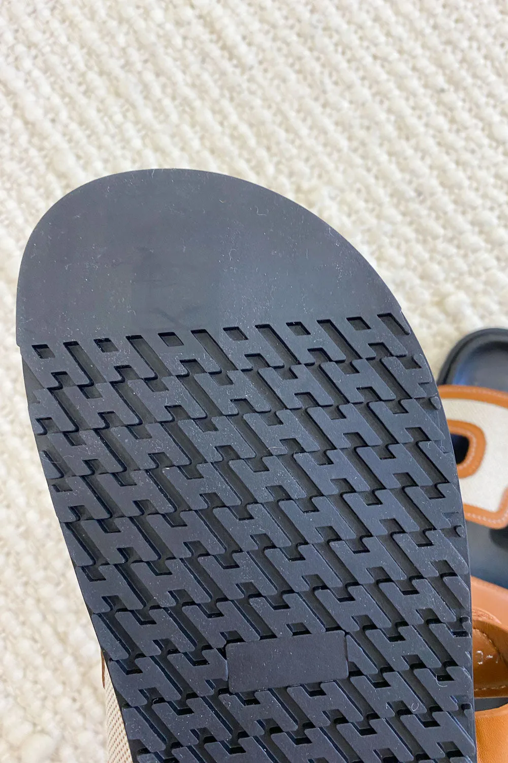 Kendra Slides