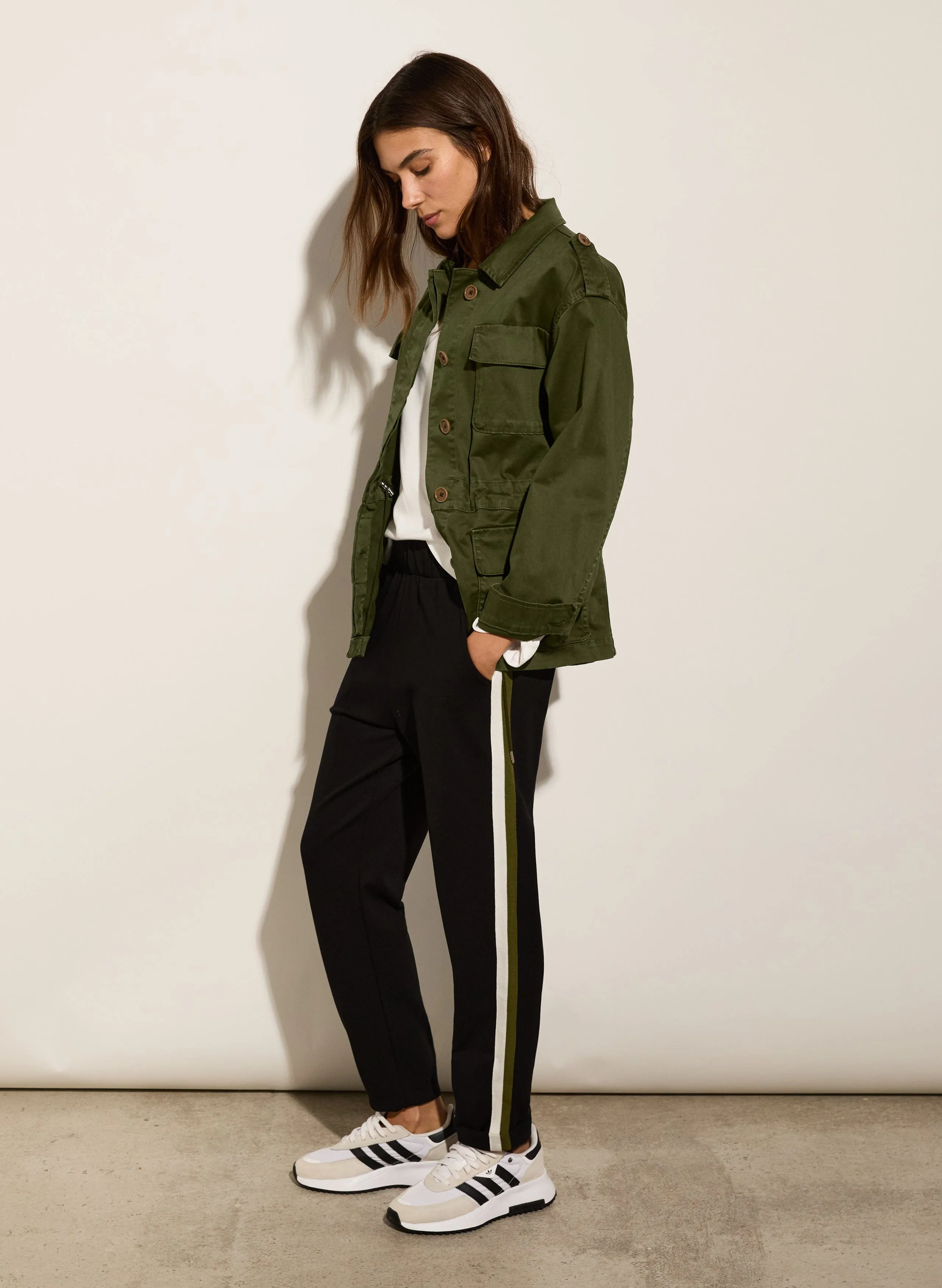 Petite Jay LENZING? ECOVERO? Side Stripe Tapered Trousers | Caviar Black & Olive
