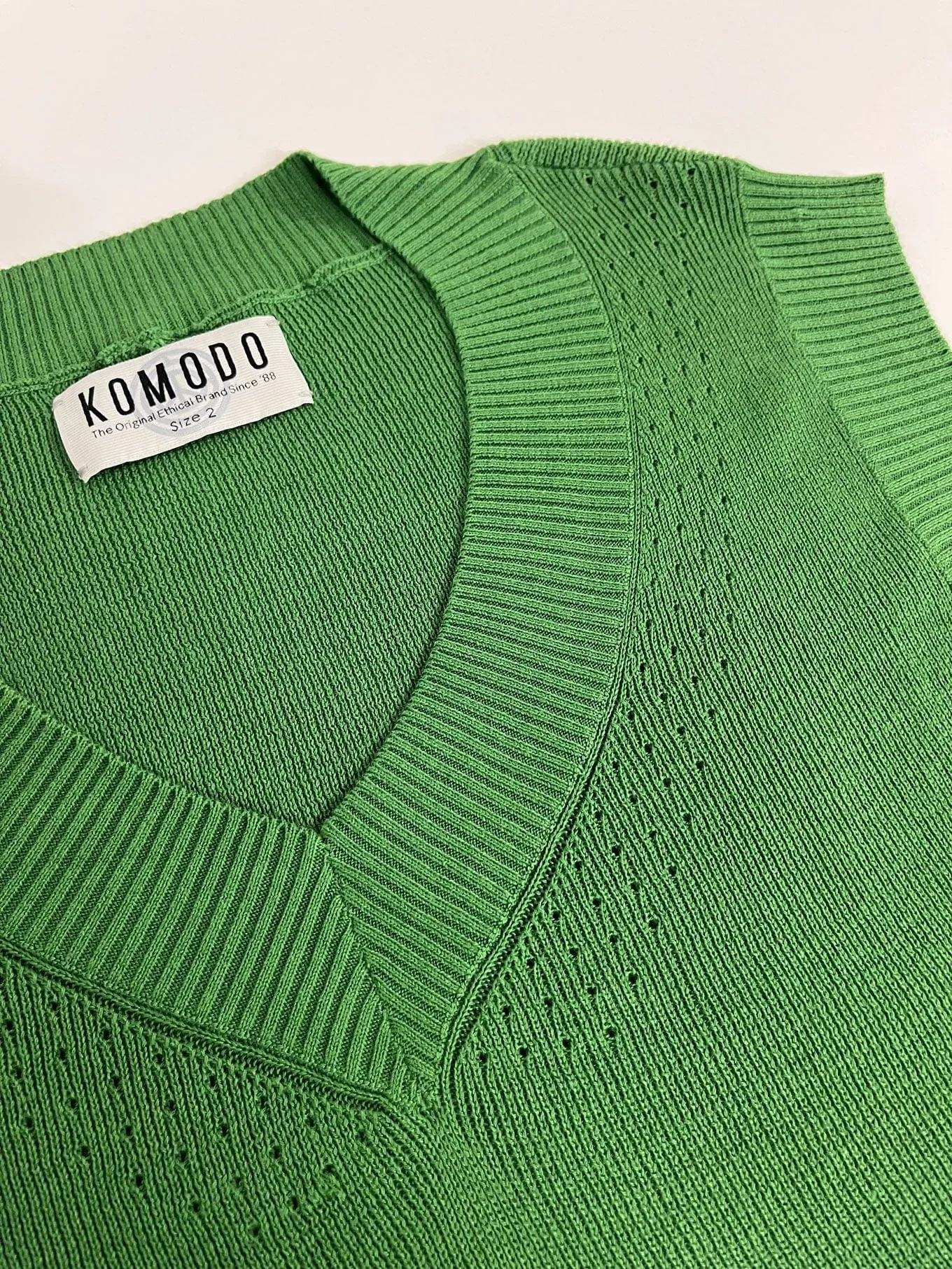 Sander Women's Cotton Tencel Vest | Jungle Green